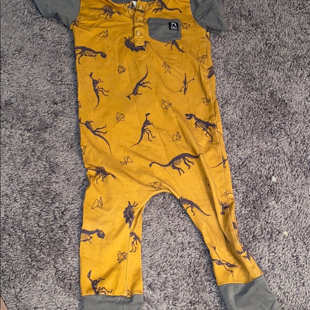 Rags romper